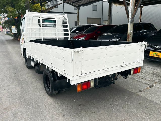 ISUZU五十鈴 ELF  第11張相片