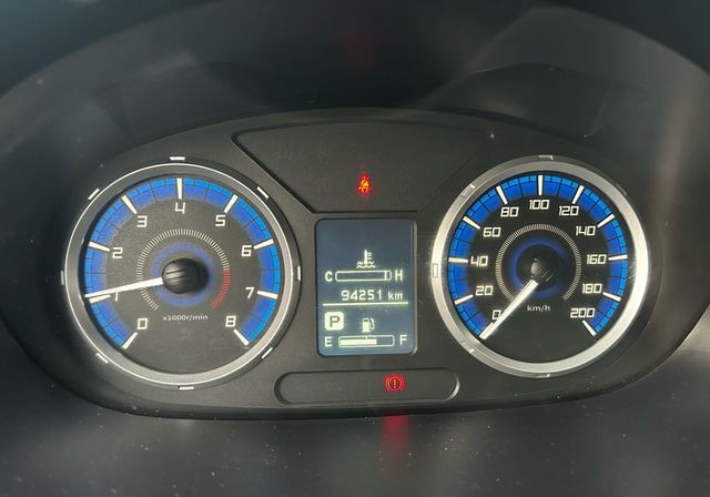 MITSUBISHI三菱 ZINGER  第13張相片