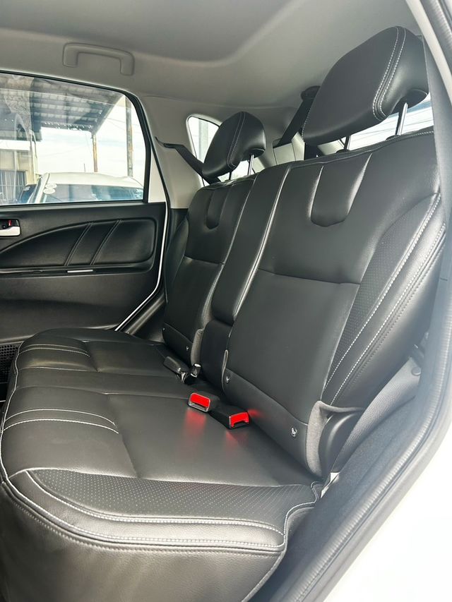 MITSUBISHI三菱 COLT PLUS  第8張相片