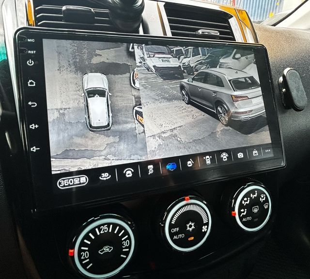 MITSUBISHI三菱 COLT PLUS  第13張相片
