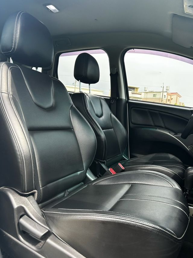 MITSUBISHI三菱 COLT PLUS  第6張相片