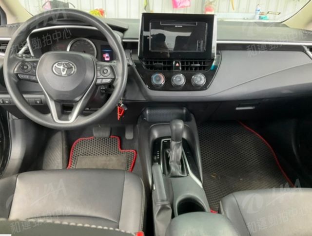 TOYOTA豐田 ALTIS  第3張相片