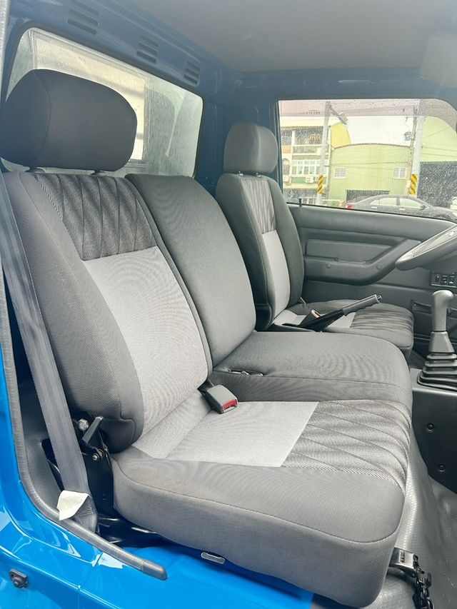 MITSUBISHI三菱 DELICA  第5張相片