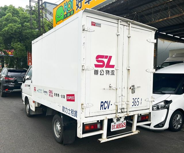 MITSUBISHI三菱 DELICA  第2張相片