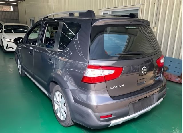 NISSAN日產 LIVINA  第3張相片
