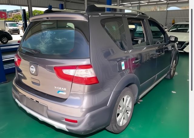 NISSAN日產 LIVINA  第5張相片