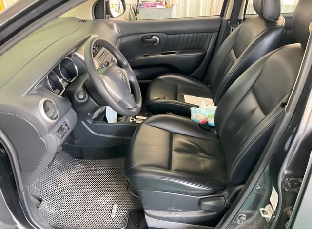 NISSAN日產 LIVINA  第6張相片