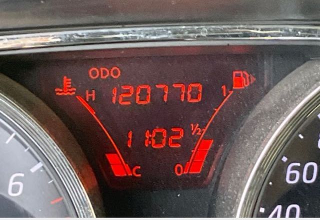 NISSAN日產 LIVINA  第9張相片