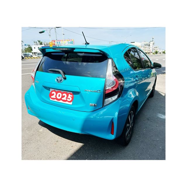TOYOTA豐田 PRIUS C  第4張相片