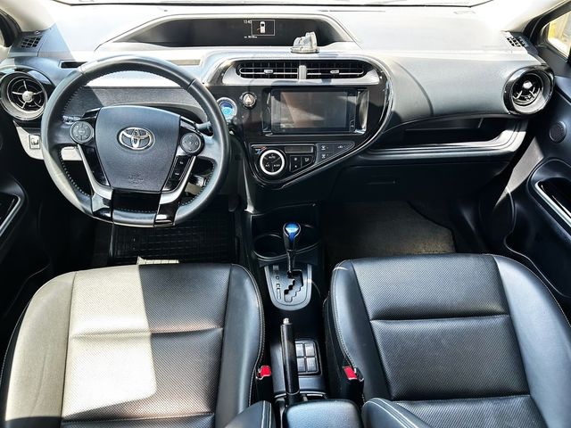 TOYOTA豐田 PRIUS C  第6張相片