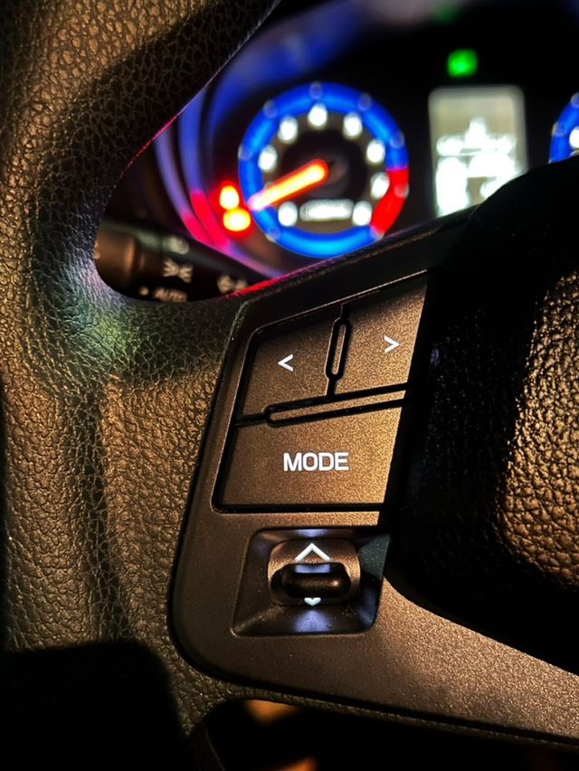 MITSUBISHI三菱 COLT PLUS  第8張相片