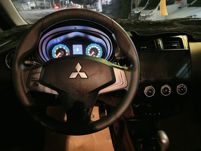 MITSUBISHI三菱 COLT PLUS  第12張相片