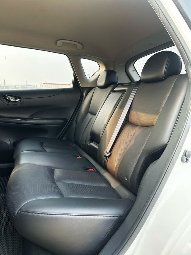 NISSAN日產 TIIDA  第8張相片