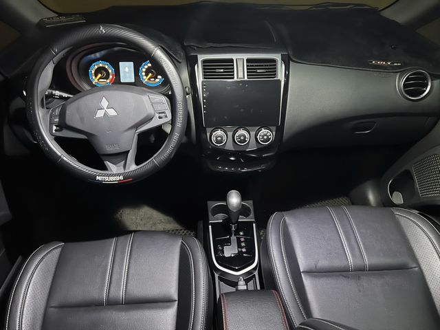 MITSUBISHI三菱 COLT PLUS  第17張相片