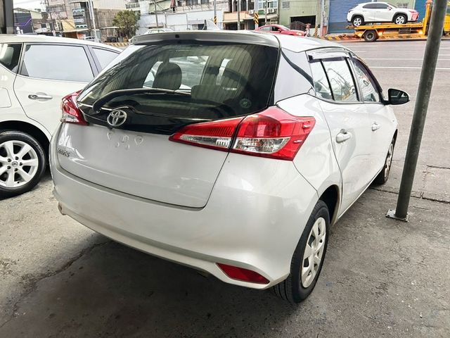 TOYOTA豐田 YARIS  第3張相片