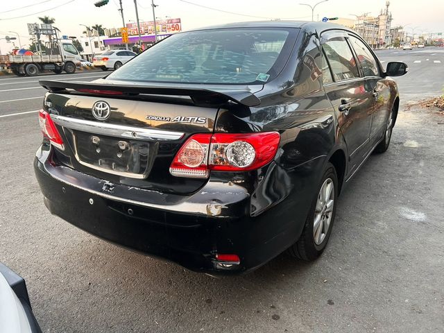 TOYOTA豐田 ALTIS  第2張相片