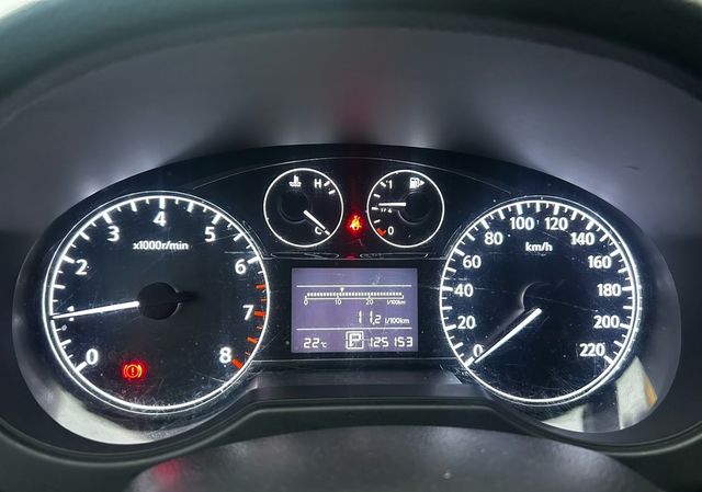 NISSAN日產 TIIDA  第11張相片