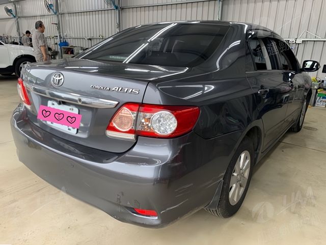 TOYOTA豐田 ALTIS  第2張相片