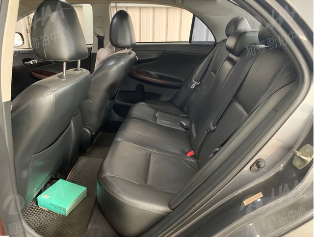 TOYOTA豐田 ALTIS  第4張相片