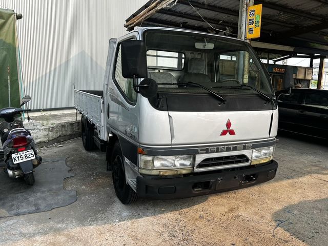 MITSUBISHI三菱 CANTER  第2張相片