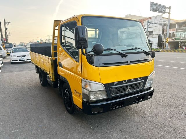 MITSUBISHI三菱 CANTER  第2張相片
