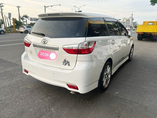 TOYOTA豐田 WISH  第4張相片