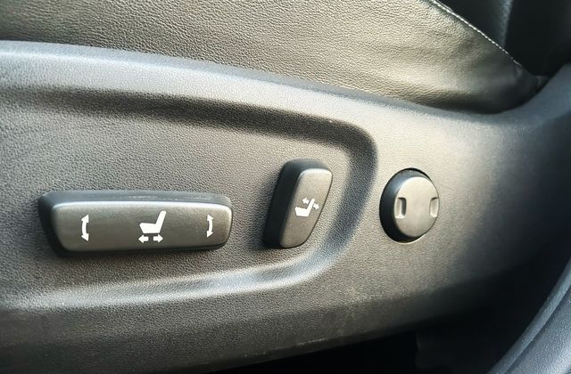 TOYOTA豐田 WISH  第5張相片