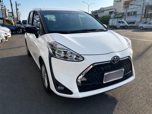 TOYOTA豐田 SIENTA  第2張相片