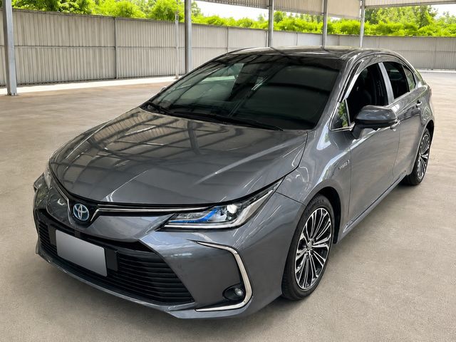 TOYOTA豐田 COROLLA ALTIS HYBRID  第1張相片