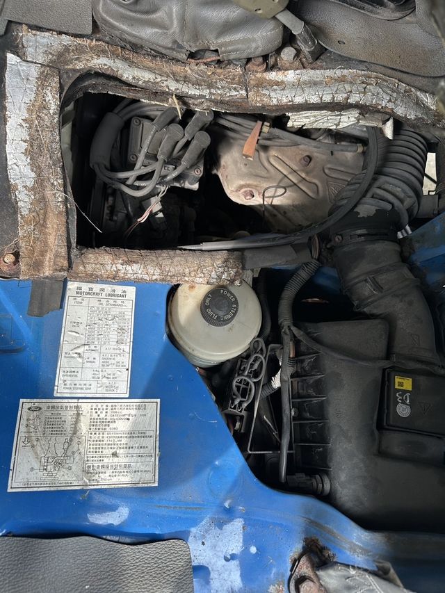 FORD福特 ECONOVAN  第19張相片