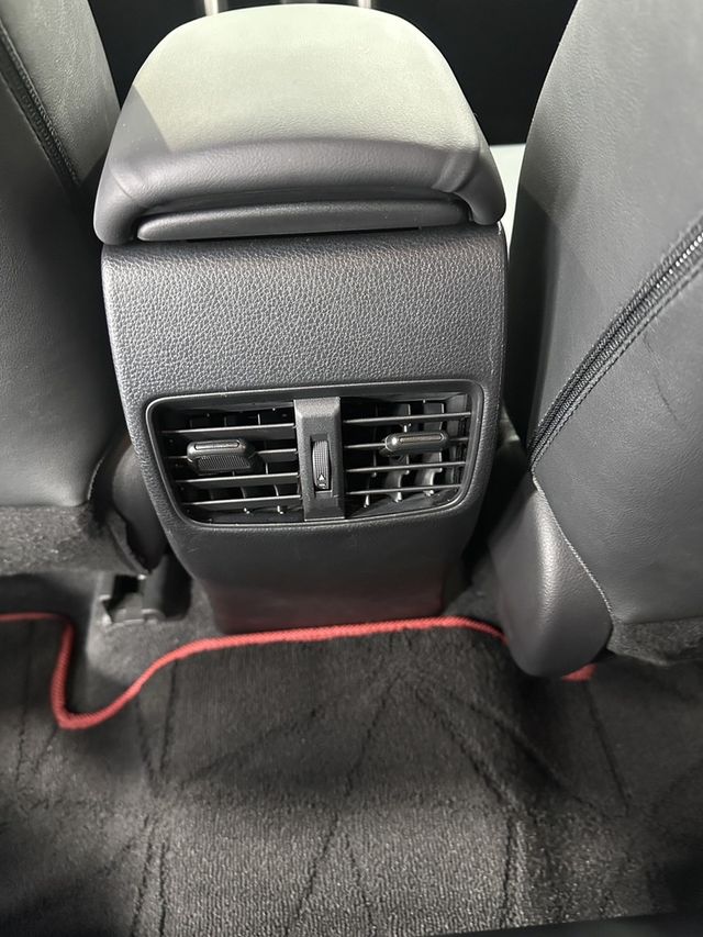 TOYOTA豐田 COROLLA CROSS  第35張相片