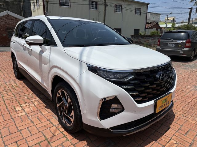 HYUNDAI現代 CUSTIN  第1張相片
