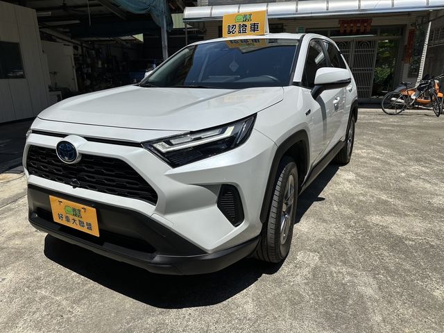 TOYOTA豐田 RAV4  第2張相片