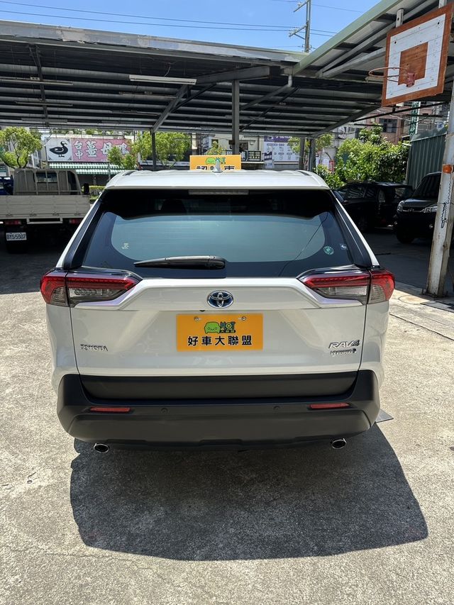 TOYOTA豐田 RAV4  第4張相片