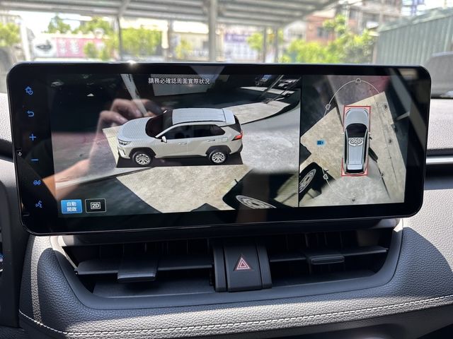 TOYOTA豐田 RAV4  第9張相片