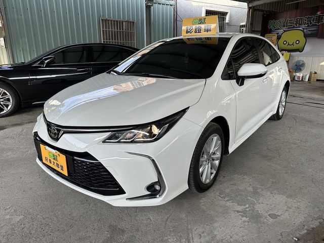 TOYOTA豐田 ALTIS  第2張相片