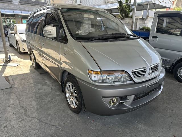 MITSUBISHI三菱 SPACE GEAR  第1張相片