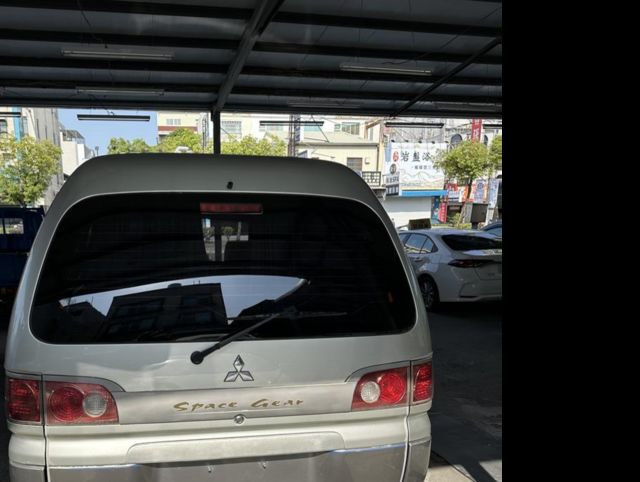 MITSUBISHI三菱 SPACE GEAR  第4張相片