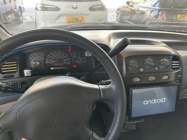 MITSUBISHI三菱 SPACE GEAR  第11張相片