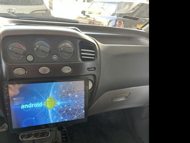 MITSUBISHI三菱 SPACE GEAR  第12張相片