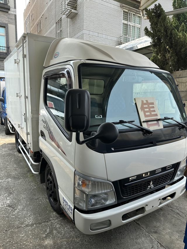MITSUBISHI三菱 CANTER  第1張相片