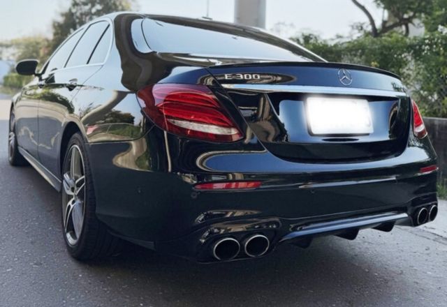 M-BENZ賓士 E300  第5張相片