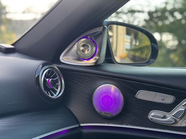 M-BENZ賓士 E300  第14張相片