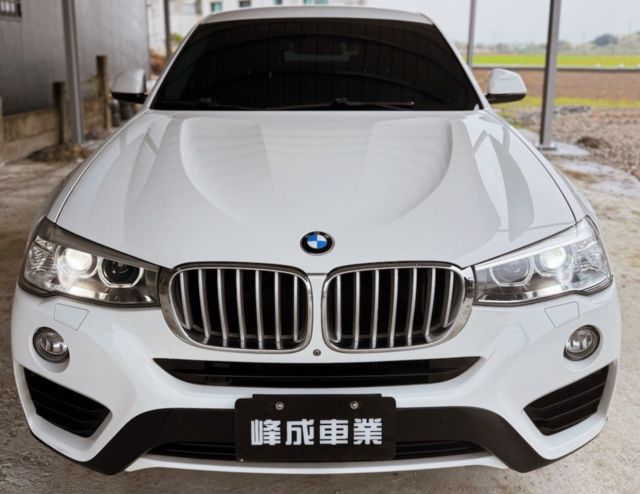 BMW寶馬 X4 XDRIVE28I  第3張相片