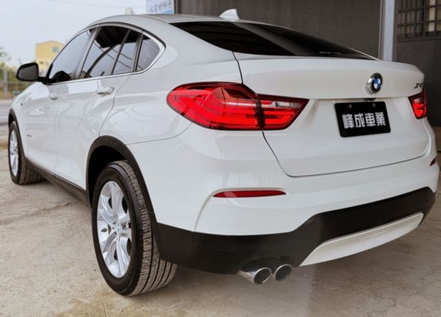 BMW寶馬 X4 XDRIVE28I  第6張相片