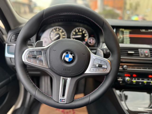 BMW寶馬 528I  第14張相片
