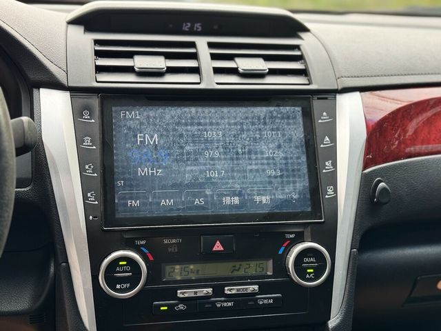 TOYOTA豐田 CAMRY  第9張相片