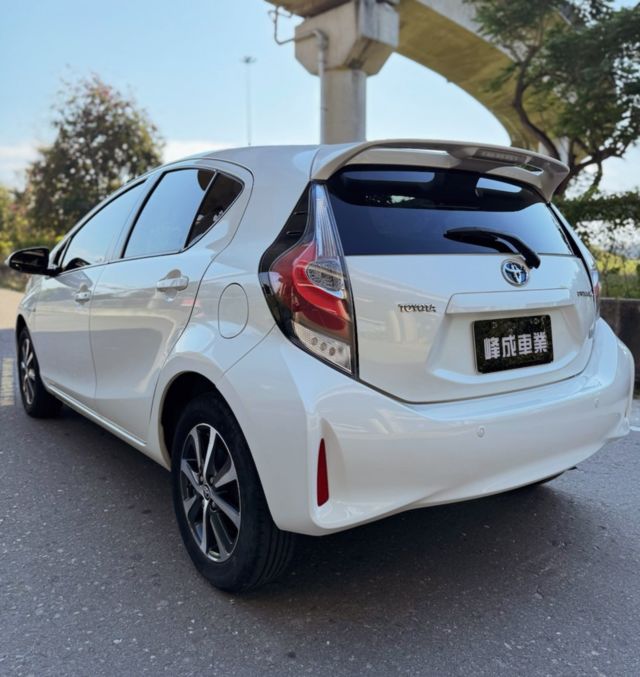 TOYOTA豐田 PRIUS C  第5張相片