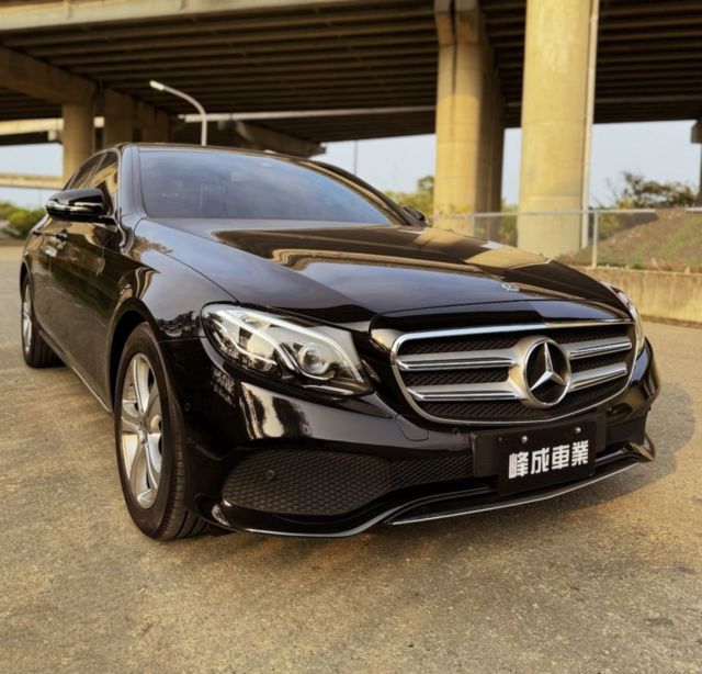 M-BENZ賓士 E200  第2張相片