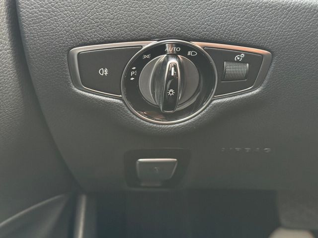 M-BENZ賓士 E200  第10張相片